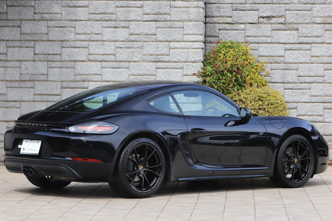 2018 Porsche 718 CAYMAN 