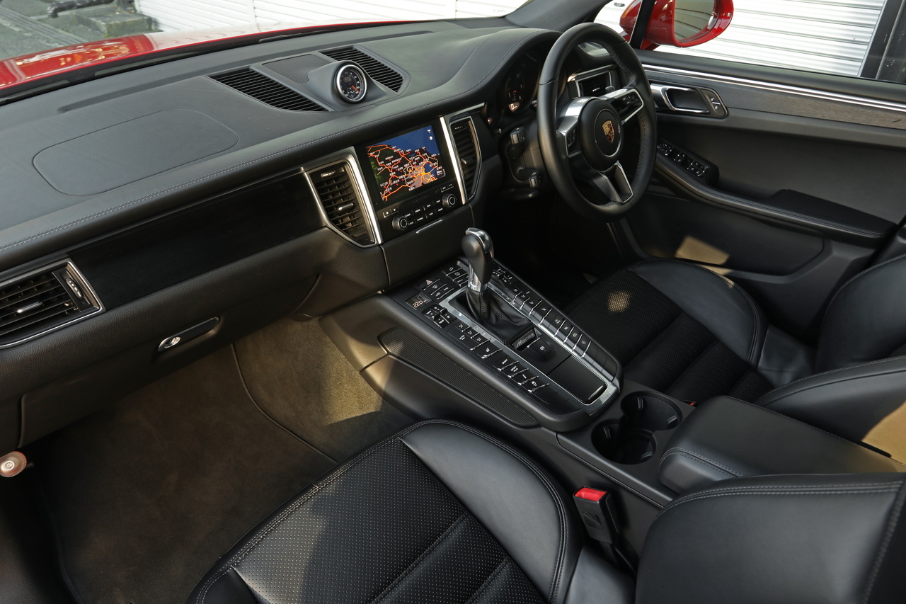 2018 Porsche MACAN null