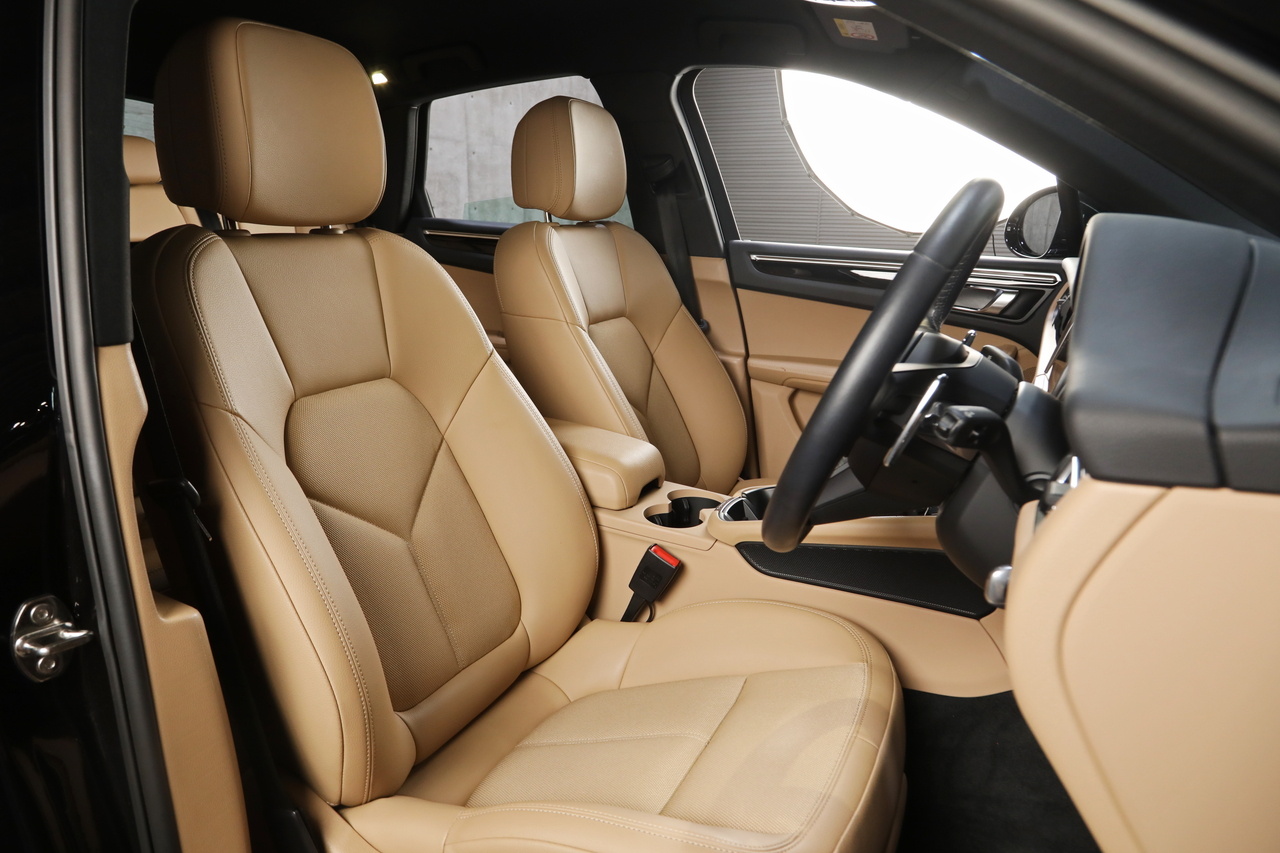 2022 Porsche MACAN null