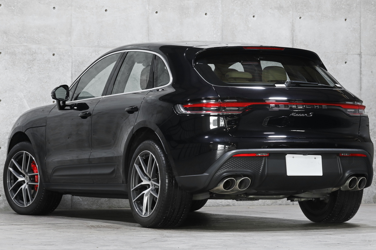 2022 Porsche MACAN null