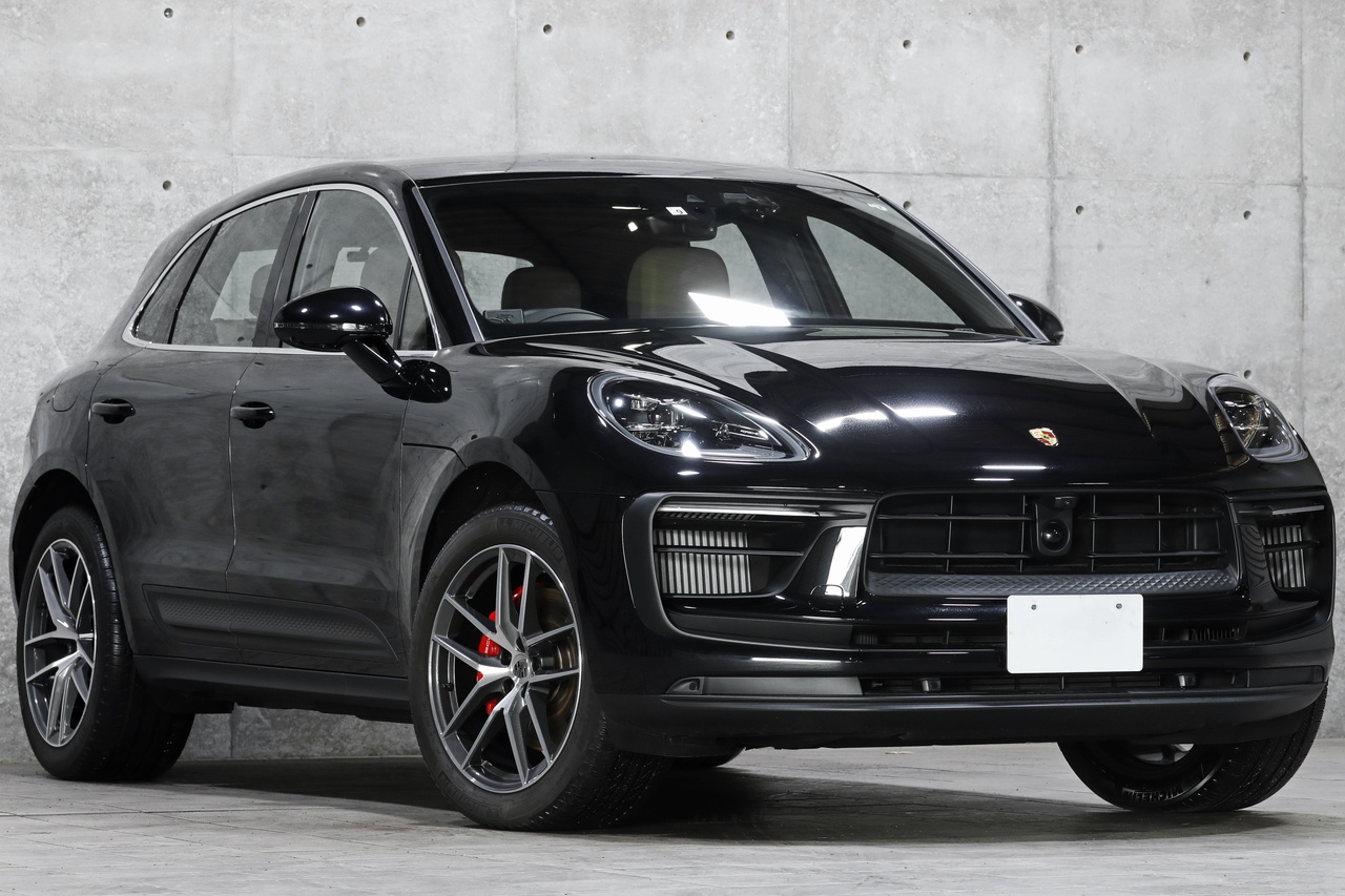 2022 Porsche MACAN null