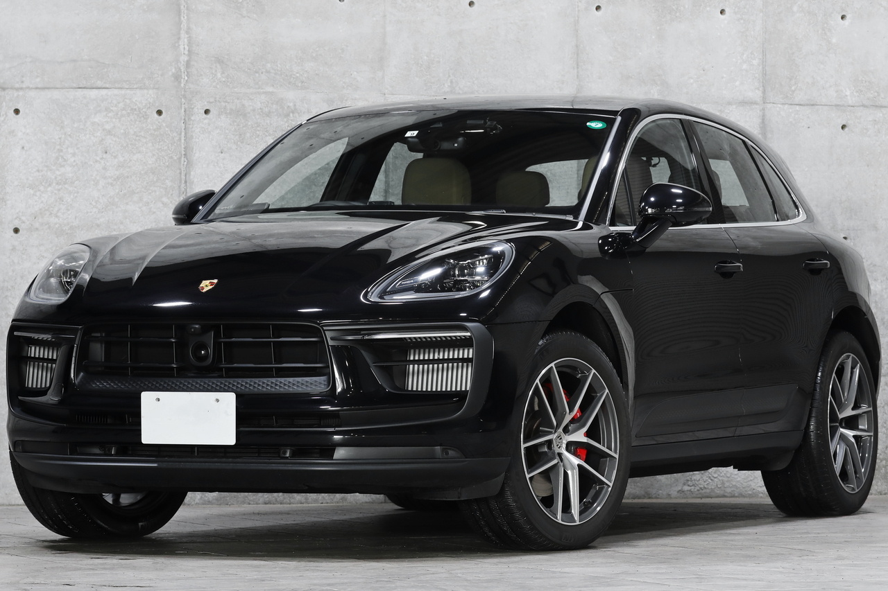 2022 Porsche MACAN null