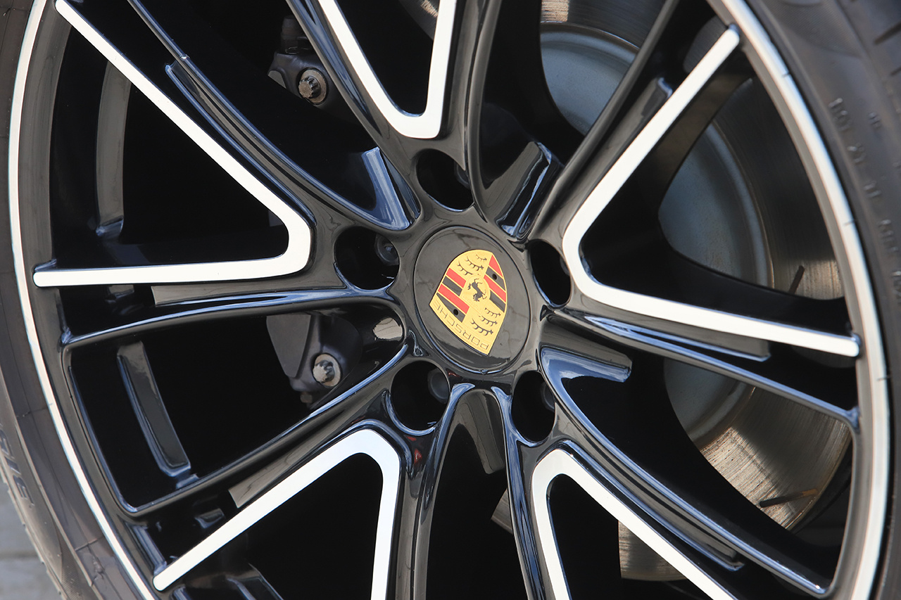 2020 Porsche PANAMERA null
