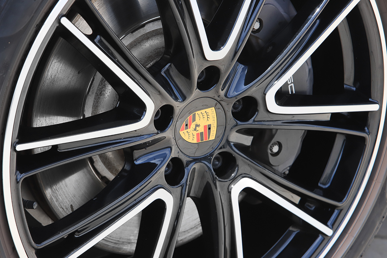 2020 Porsche PANAMERA null