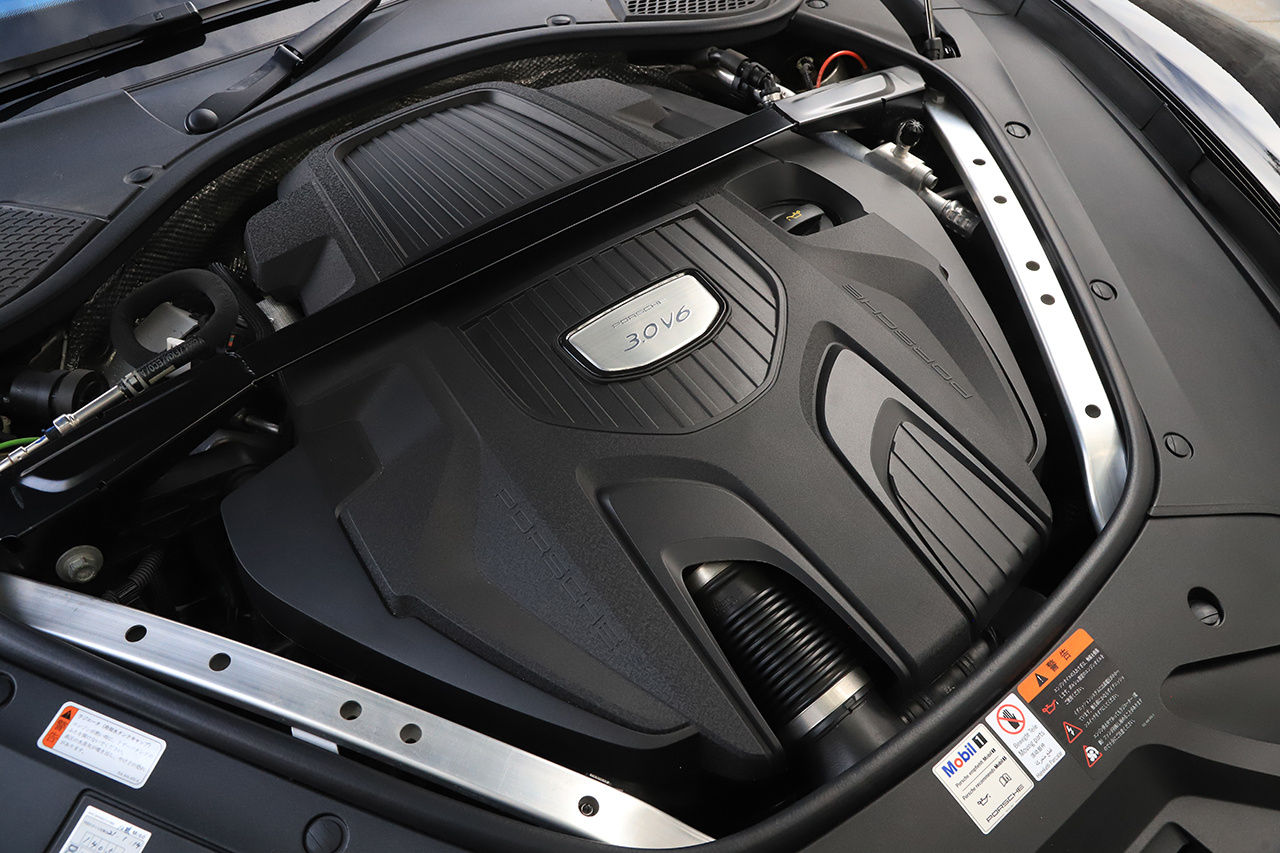 2020 Porsche PANAMERA null