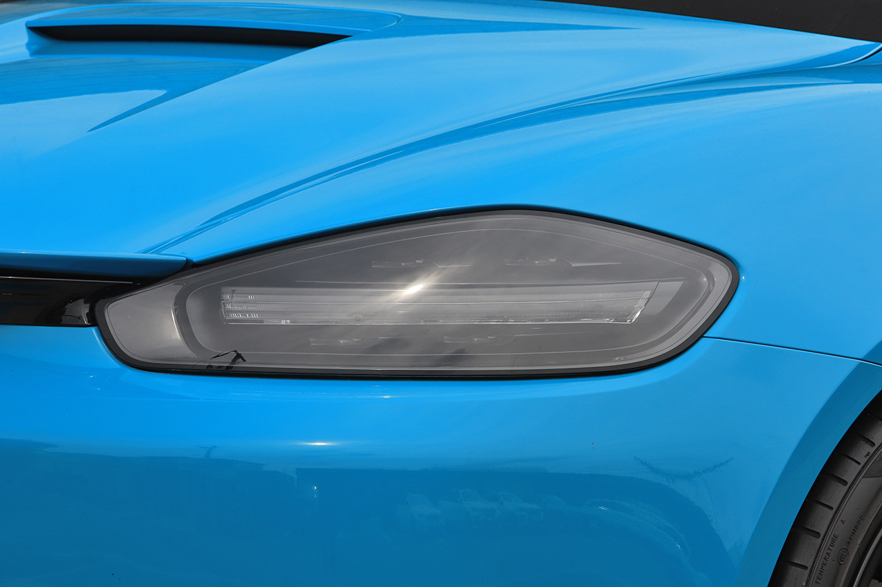 2018 Porsche 718 BOXSTER 