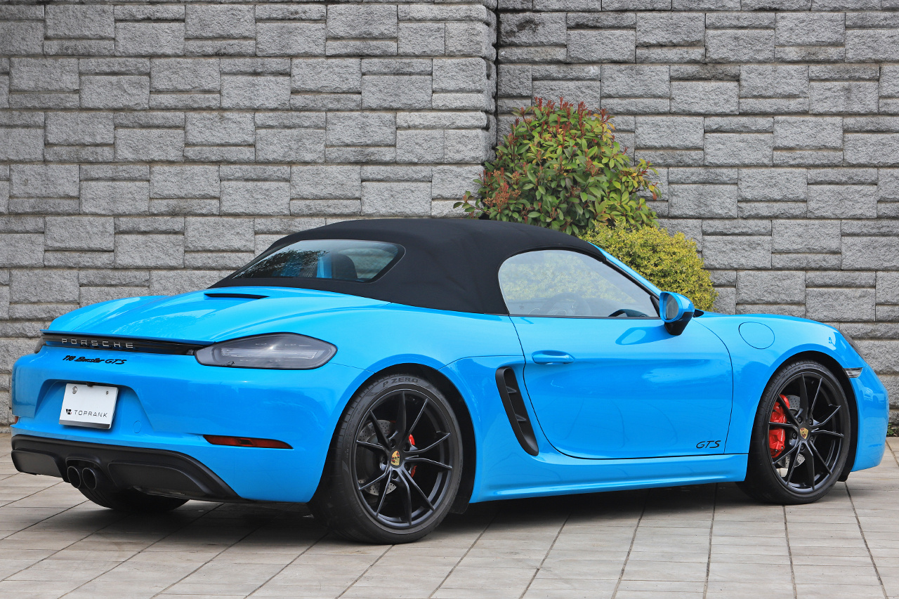 2018 Porsche 718 BOXSTER 