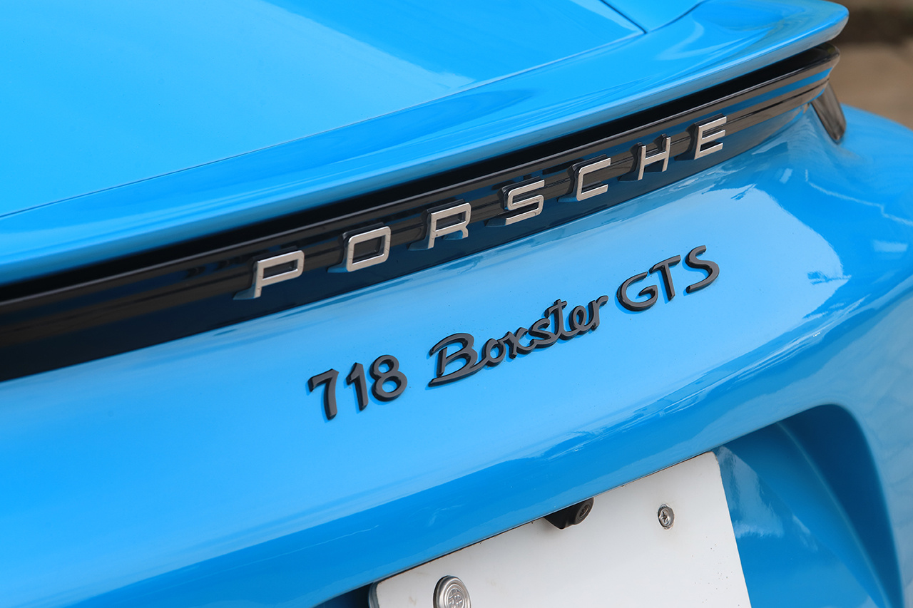 2018 Porsche 718 BOXSTER 