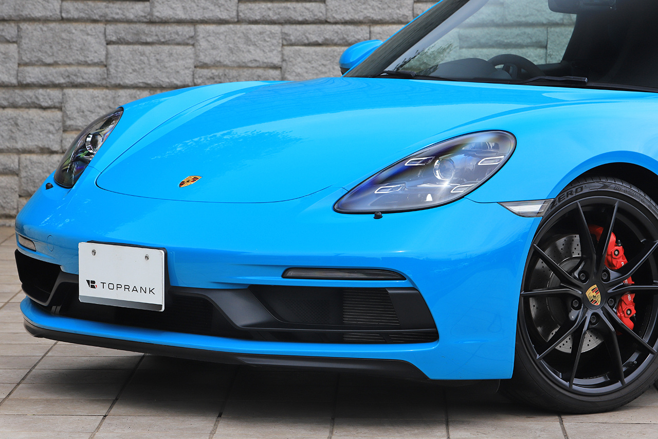 2018 Porsche 718 BOXSTER 
