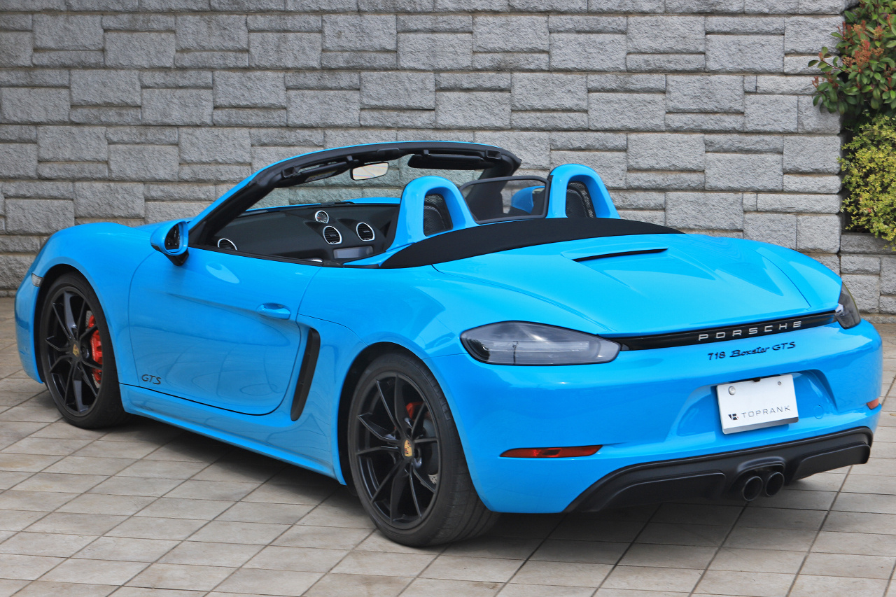 2018 Porsche 718 BOXSTER 