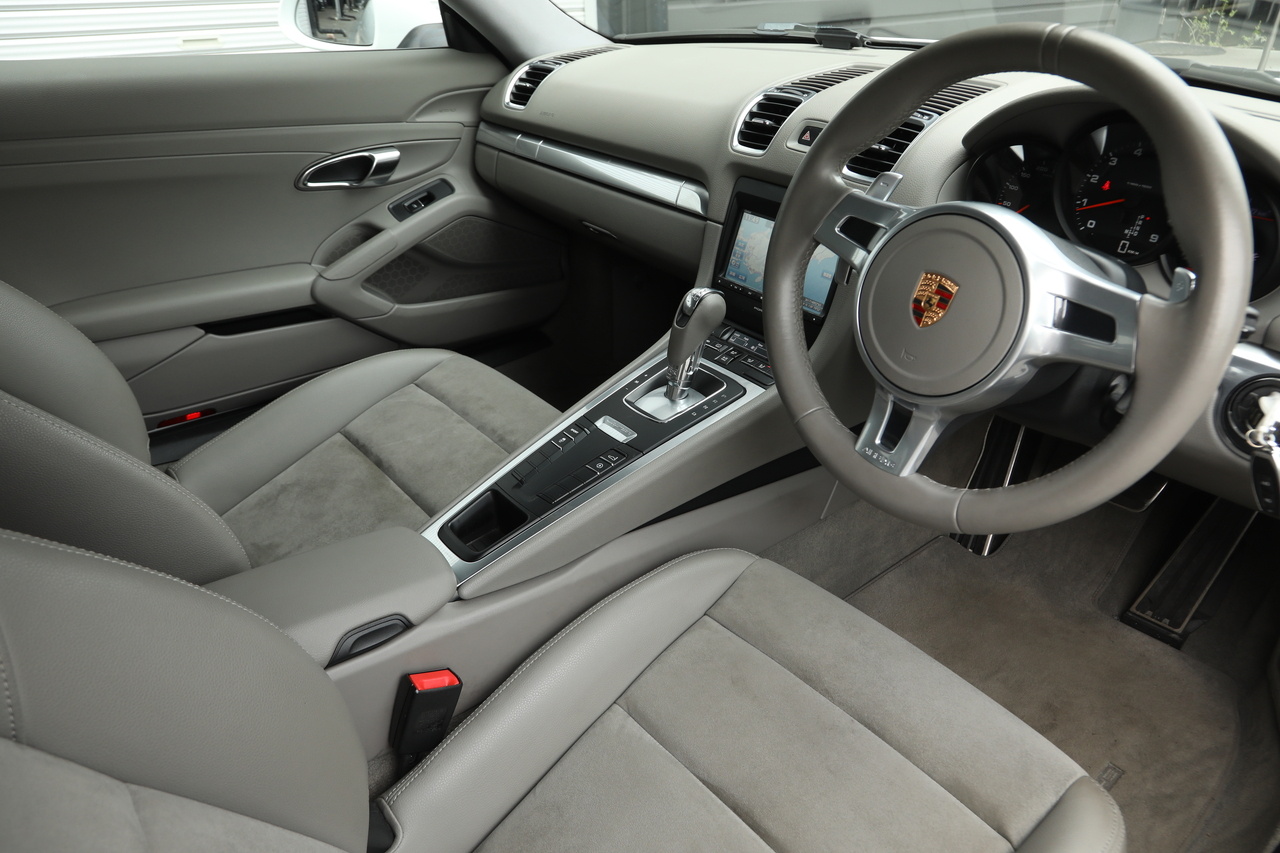 2015 Porsche CAYMAN null