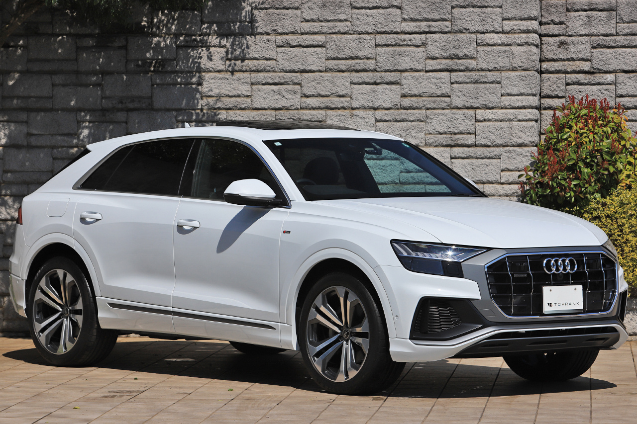 2023 Audi Q8 null