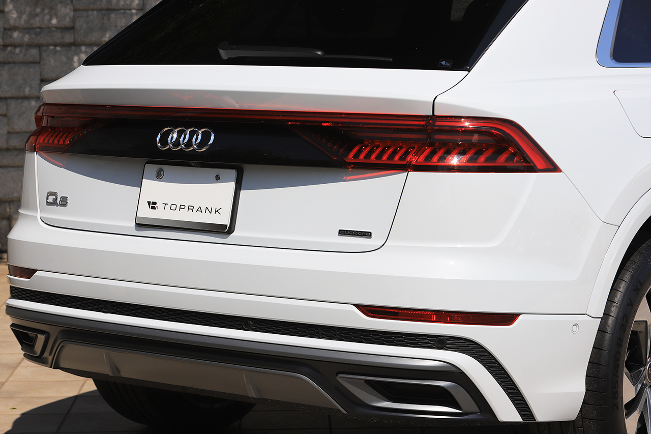 2023 Audi Q8 null