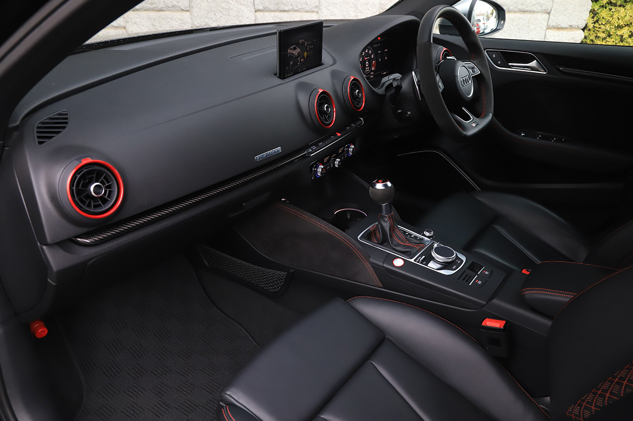 2018 Audi RS3 null