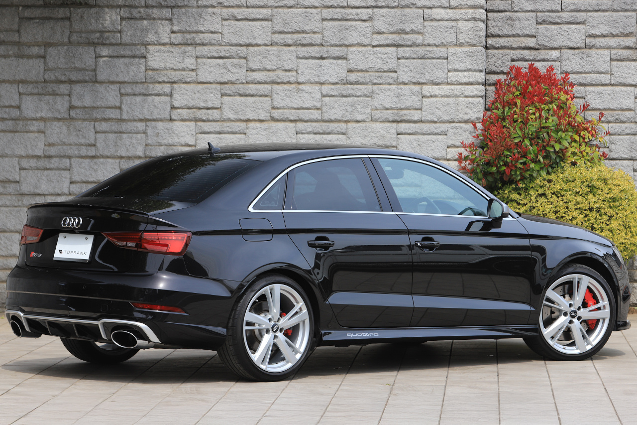 2018 Audi RS3 null