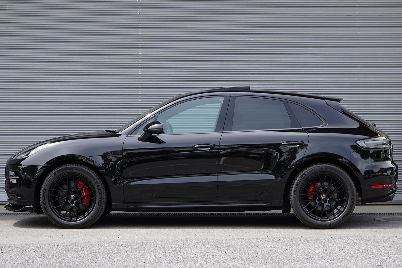2020 Porsche MACAN null