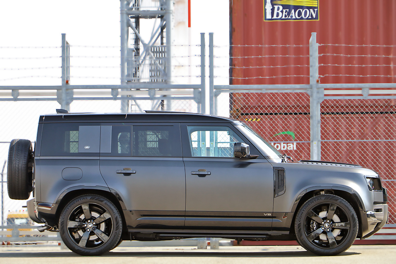 2023 Land Rover DEFENDER 