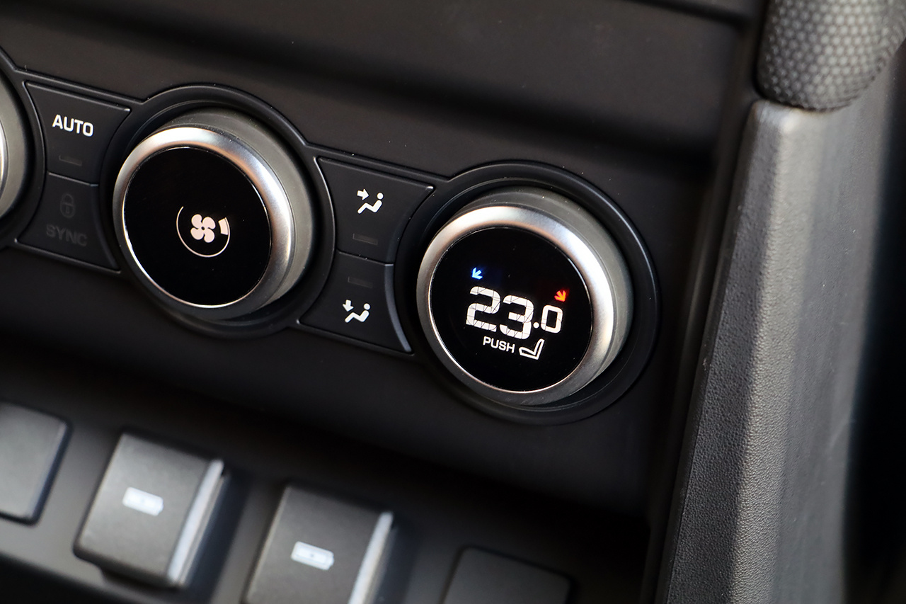 2023 Land Rover DEFENDER 