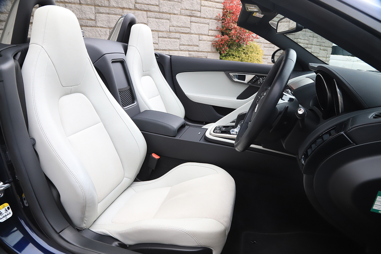 2014 Jaguar FTYPE 