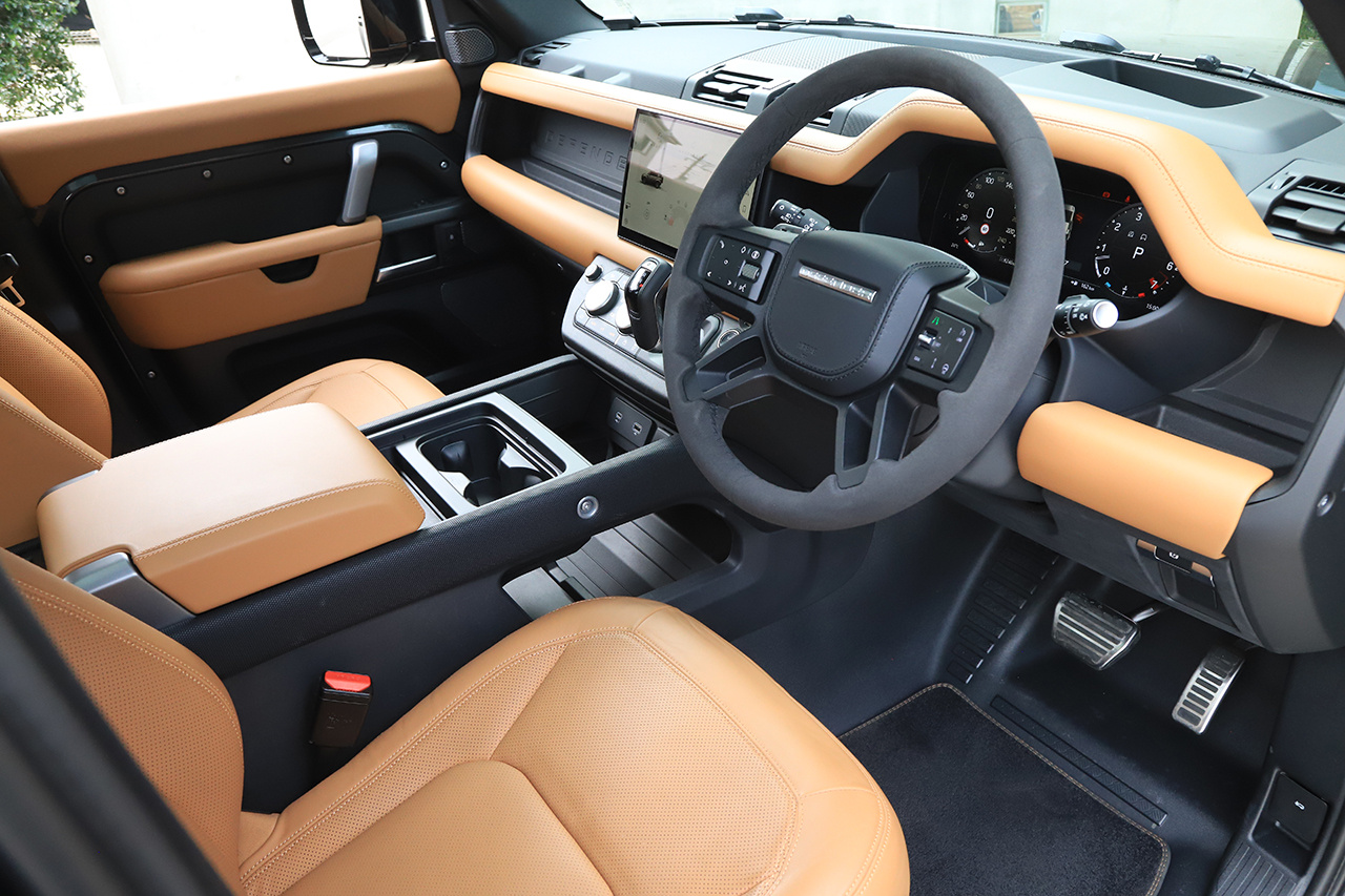 2024 Land Rover DEFENDER 