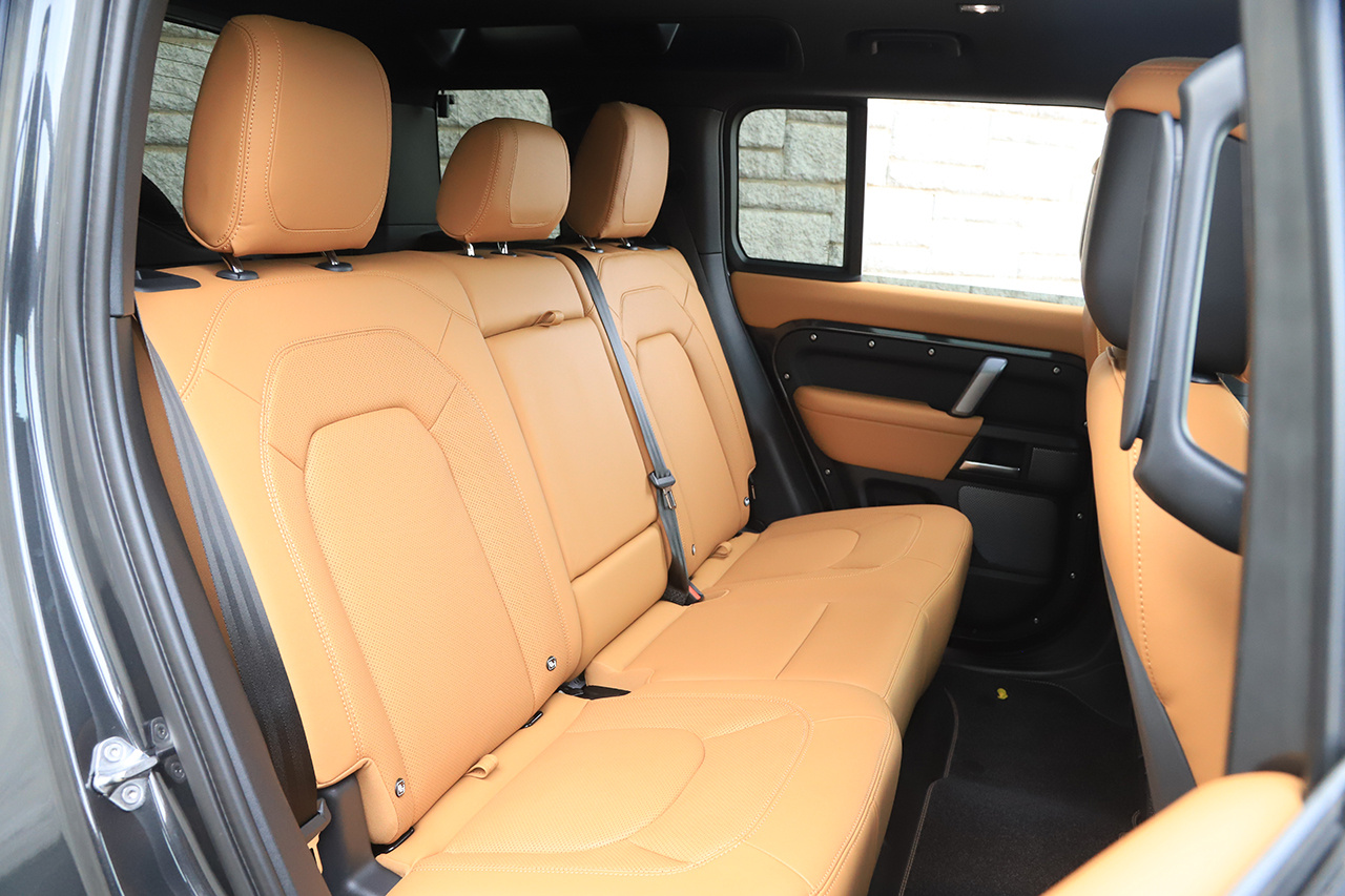 2024 Land Rover DEFENDER 
