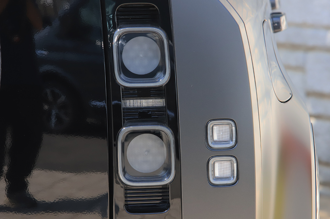 2024 Land Rover DEFENDER 