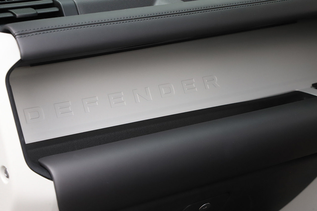 2023 Land Rover DEFENDER 