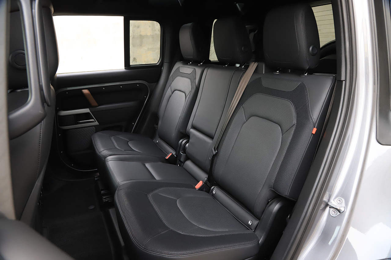 2023 Land Rover DEFENDER 