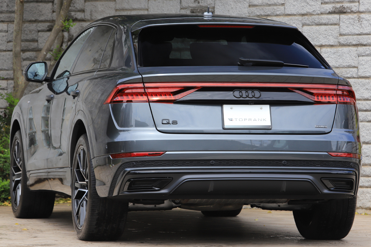 2022 Audi Q8 