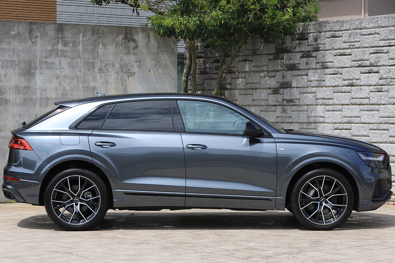 2022 Audi Q8 