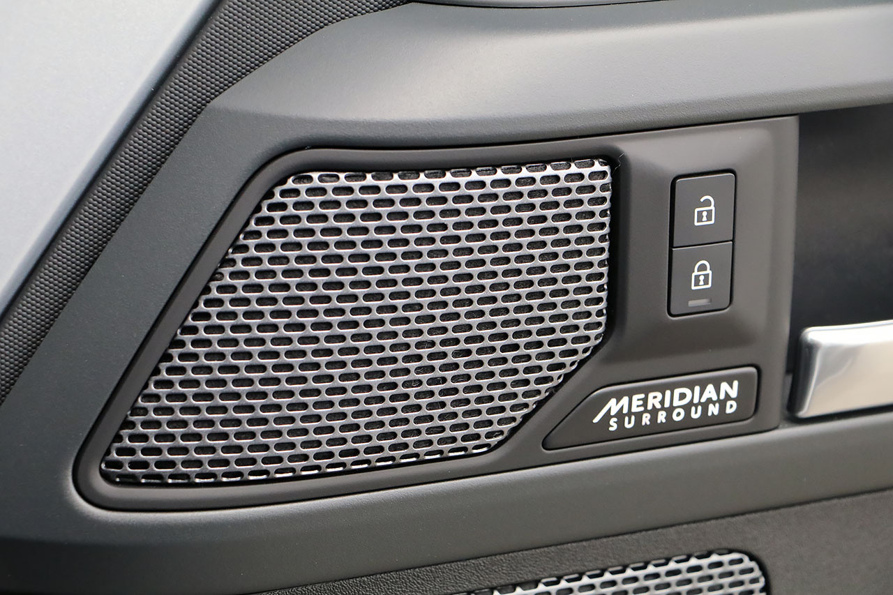 2023 Land Rover DEFENDER 