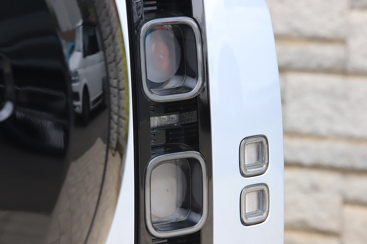2021 Land Rover DEFENDER null