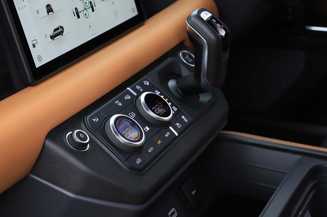 2021 Land Rover DEFENDER null