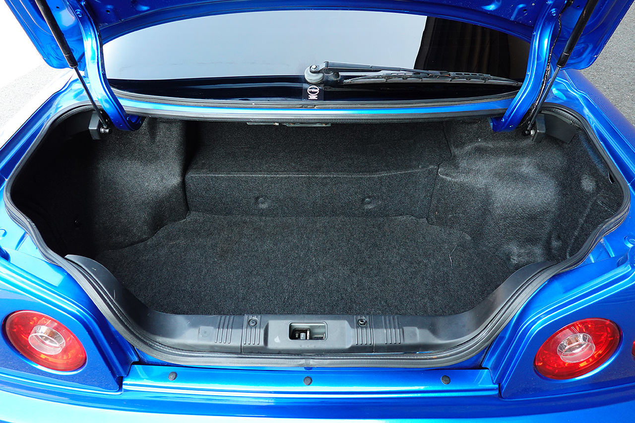 2000 Nissan SKYLINE COUPE ER34 R34 Skyline 25GT TURBO CP, BLITZ Intercooler. BLITZ Air Cleaner