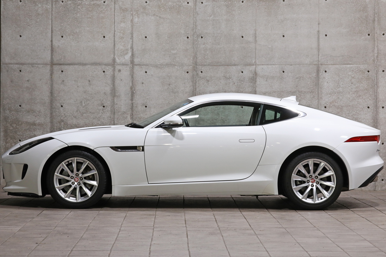 2016 Jaguar FTYPE null
