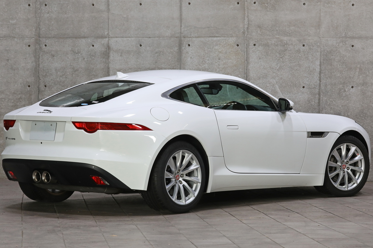 2016 Jaguar FTYPE null