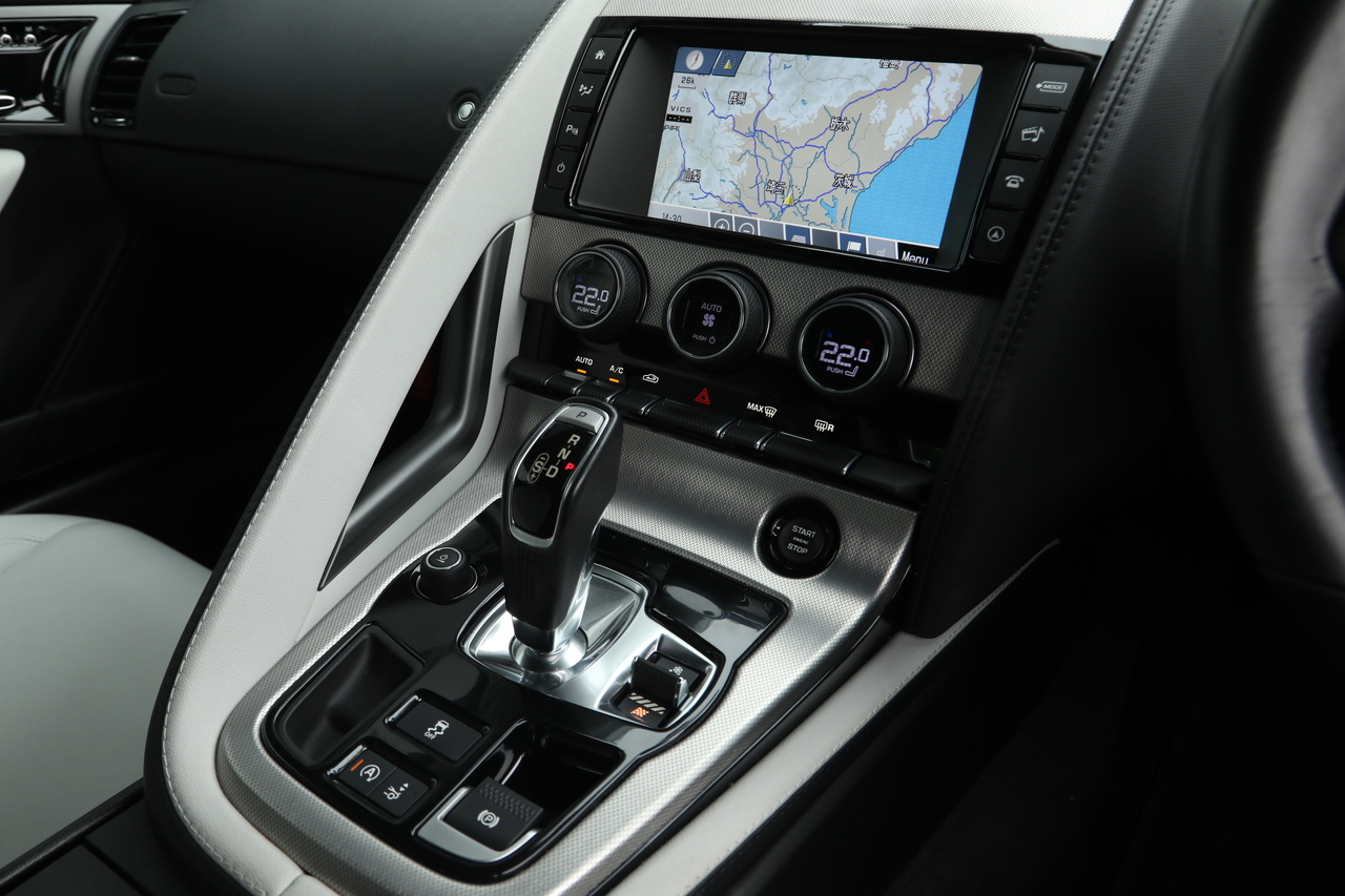 2016 Jaguar FTYPE null