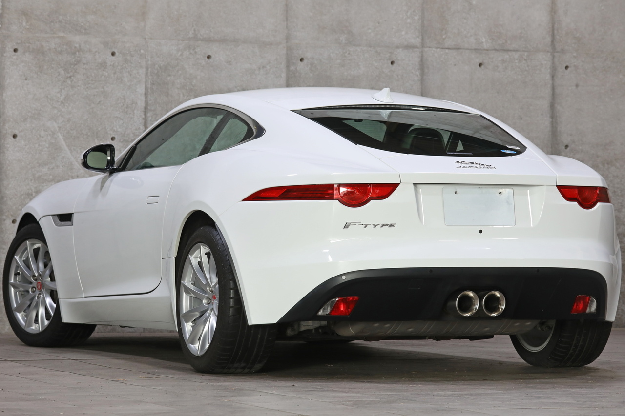 2016 Jaguar FTYPE null