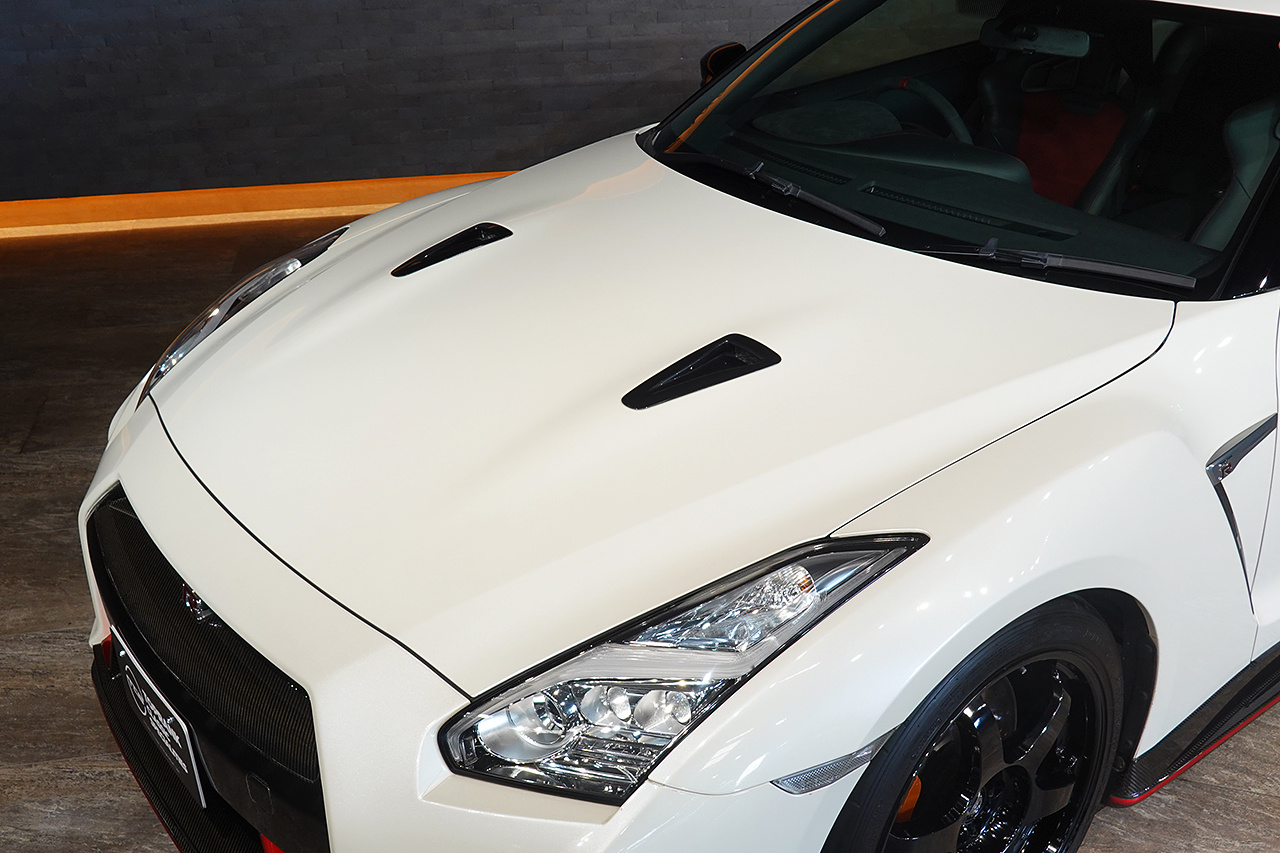2015 Nissan GT-R R35 GT-R NISMO, MY15, Optional Titanium Muffler, Factory Carbon Fiber Recaro Seats