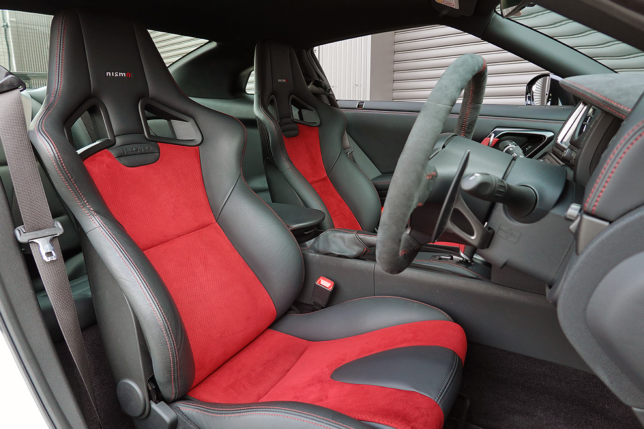 2015 Nissan GT-R R35 GT-R NISMO, MY15, Optional Titanium Muffler, Factory Carbon Fiber Recaro Seats