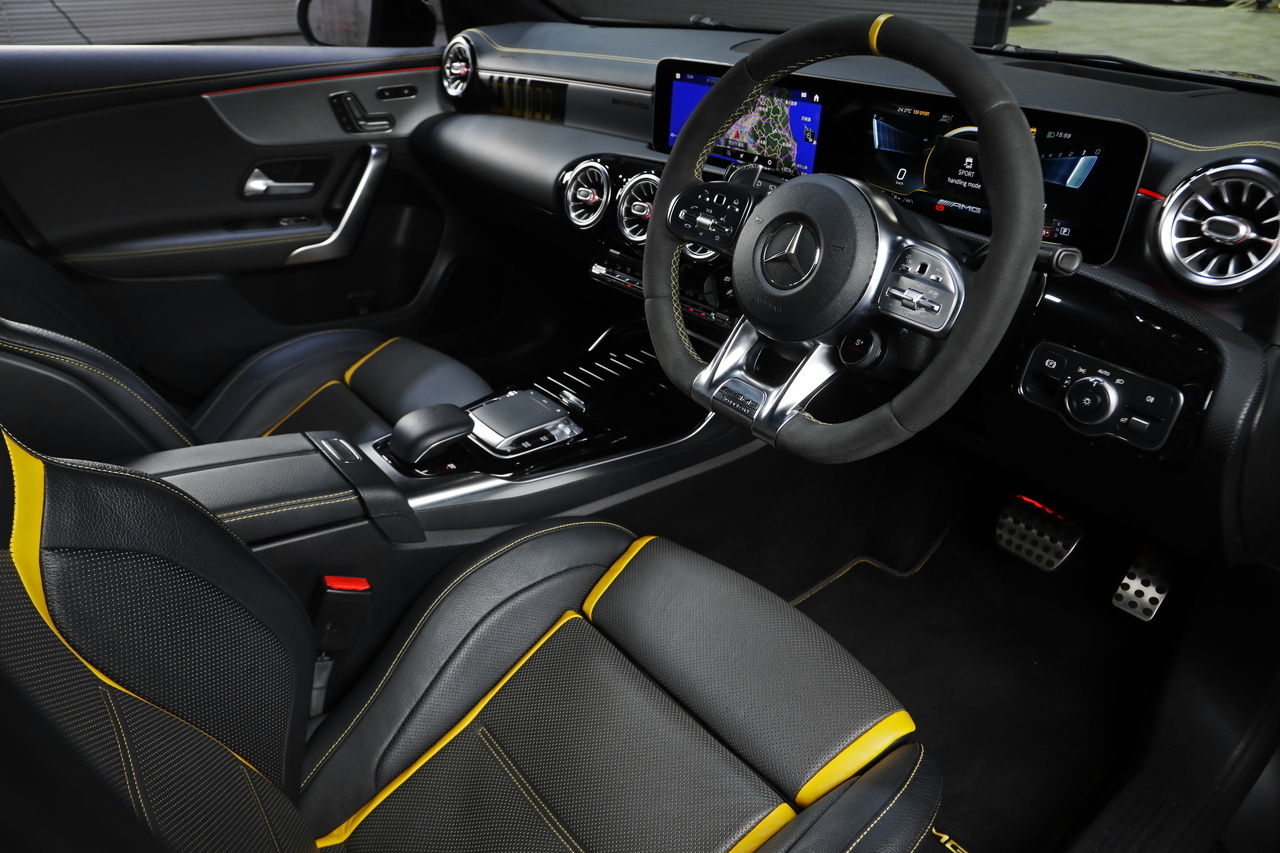 2019 Mercedes-AMG A-CLASS null