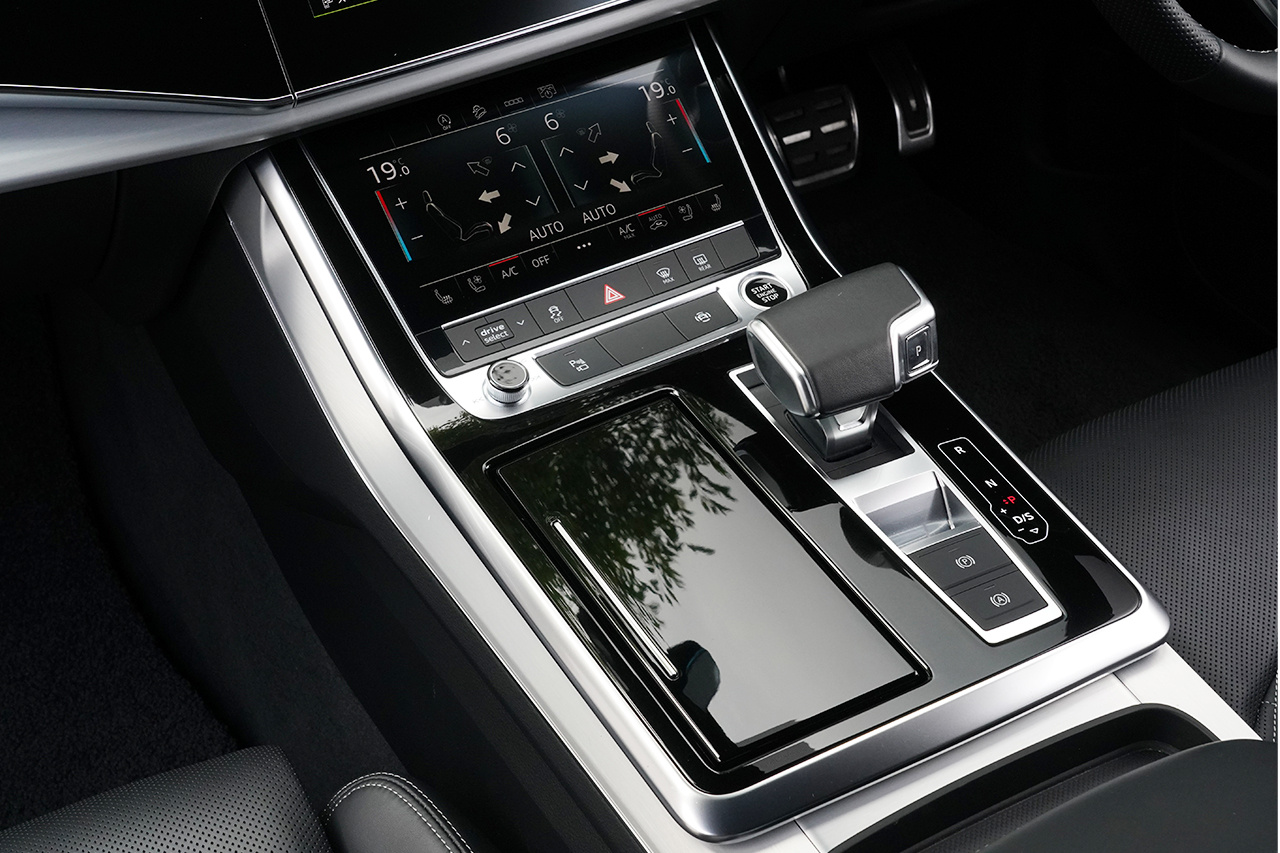 2022 Audi Q8 
