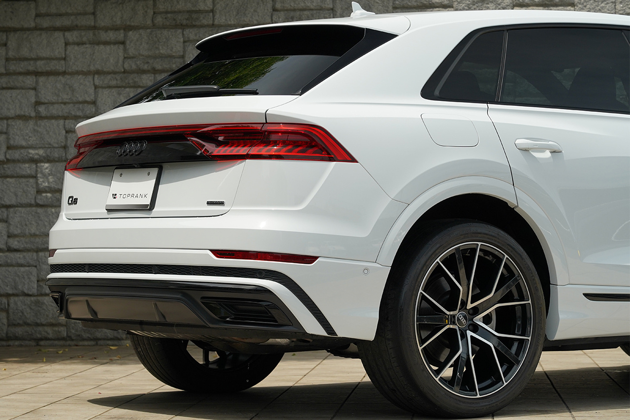 2022 Audi Q8 