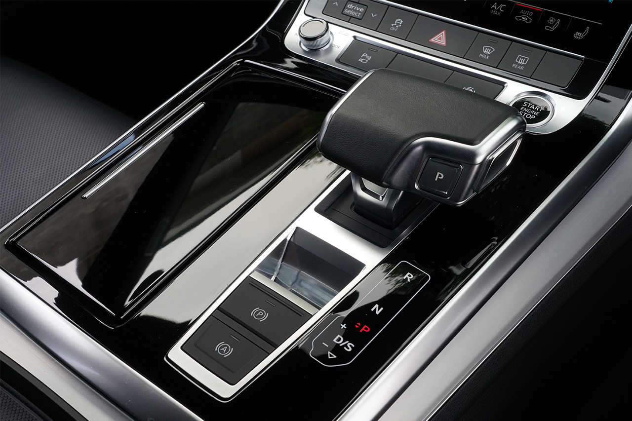 2022 Audi Q8 