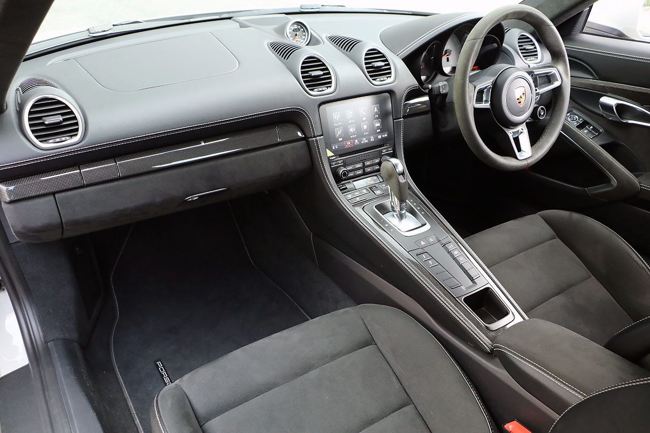 2021 Porsche 718 CAYMAN null