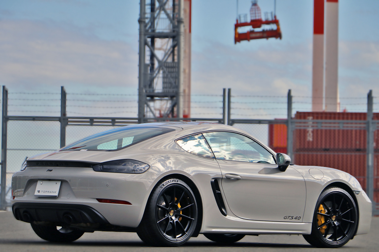 2021 Porsche 718 CAYMAN null