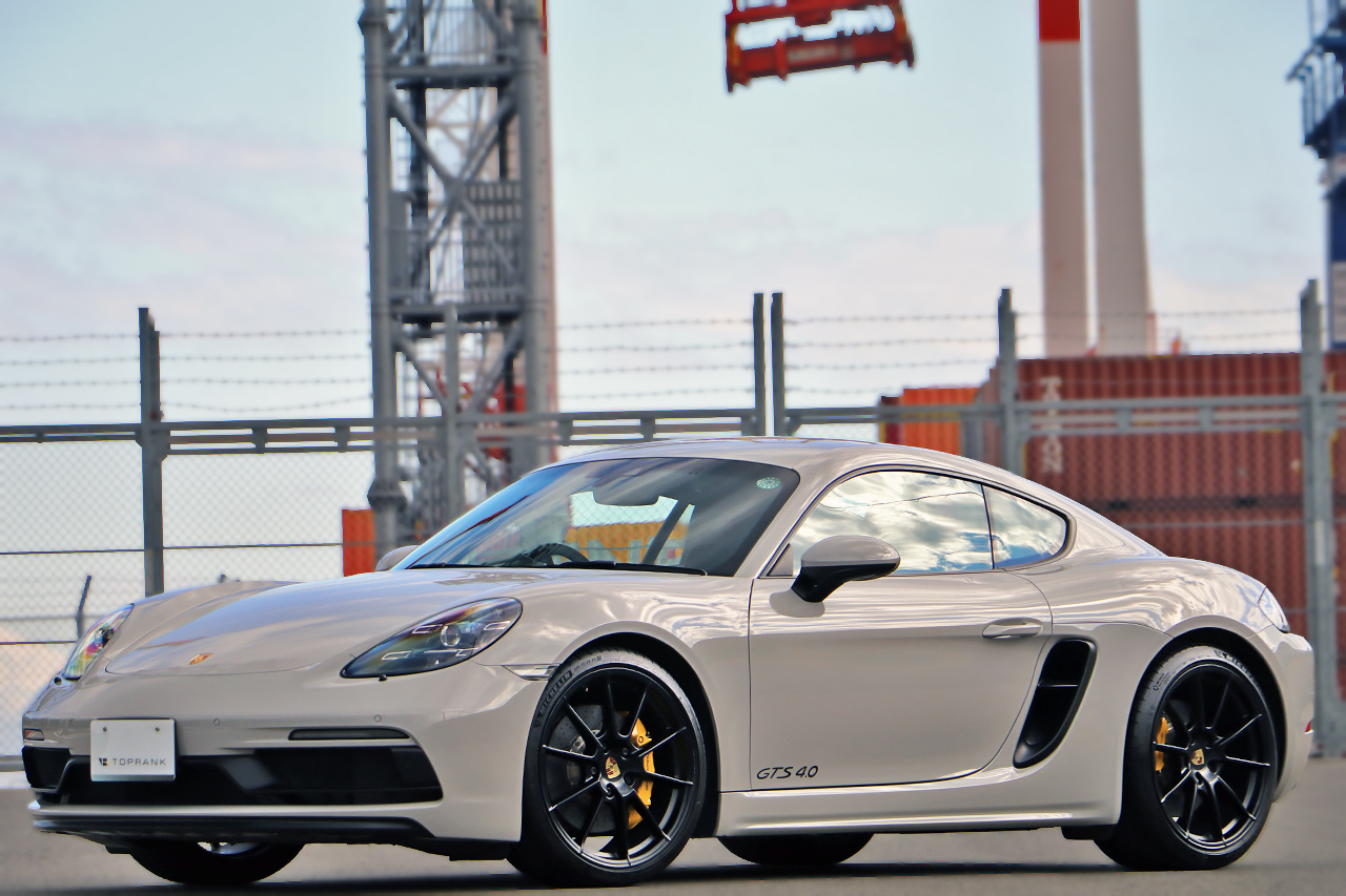 2021 Porsche 718 CAYMAN null