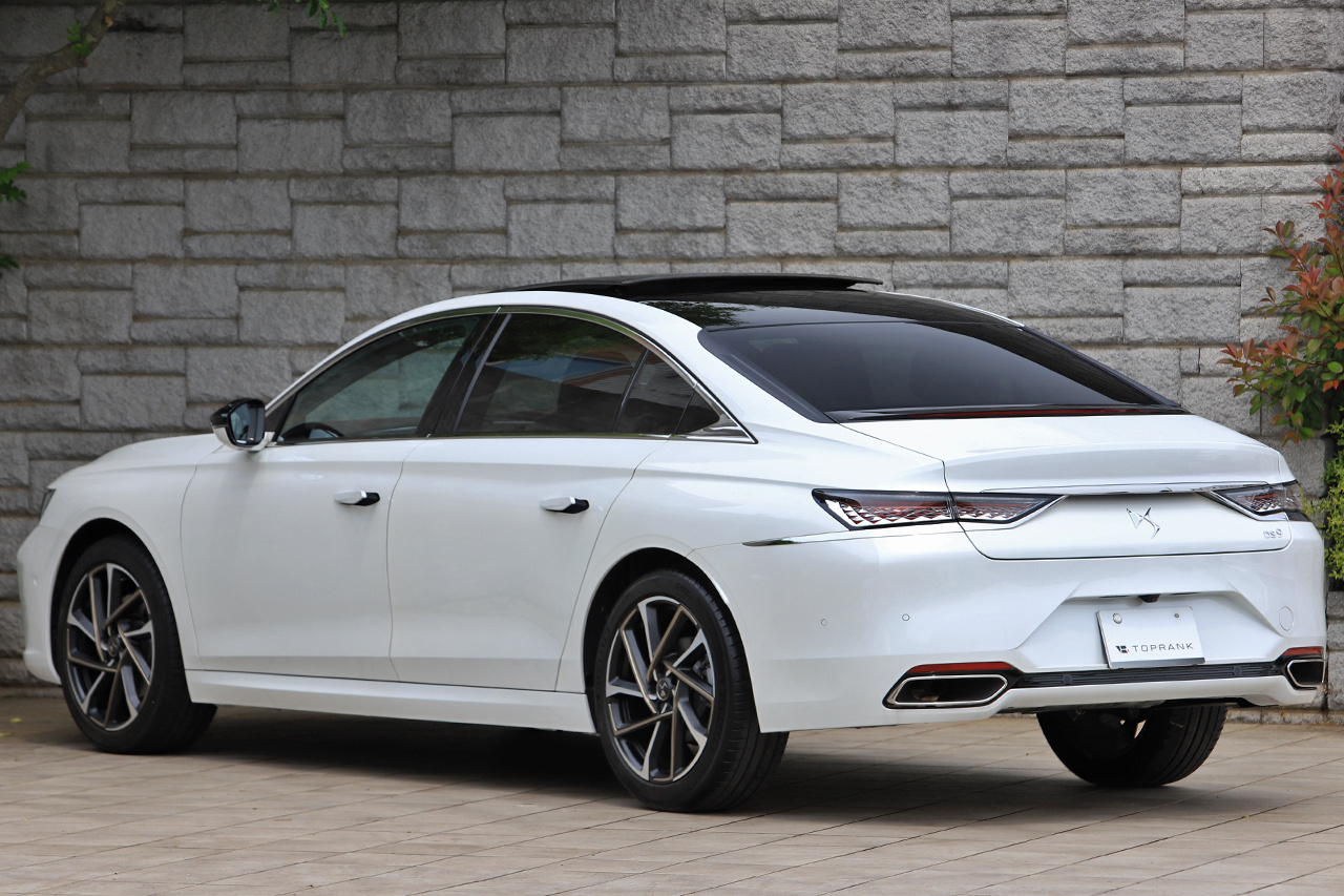 2024 DS AUTOMOBILES DS9 null