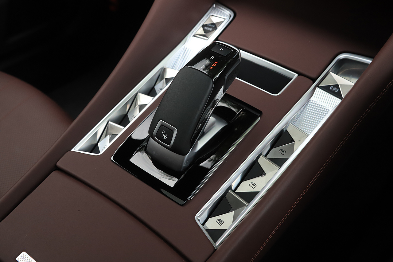 2024 DS AUTOMOBILES DS9 null