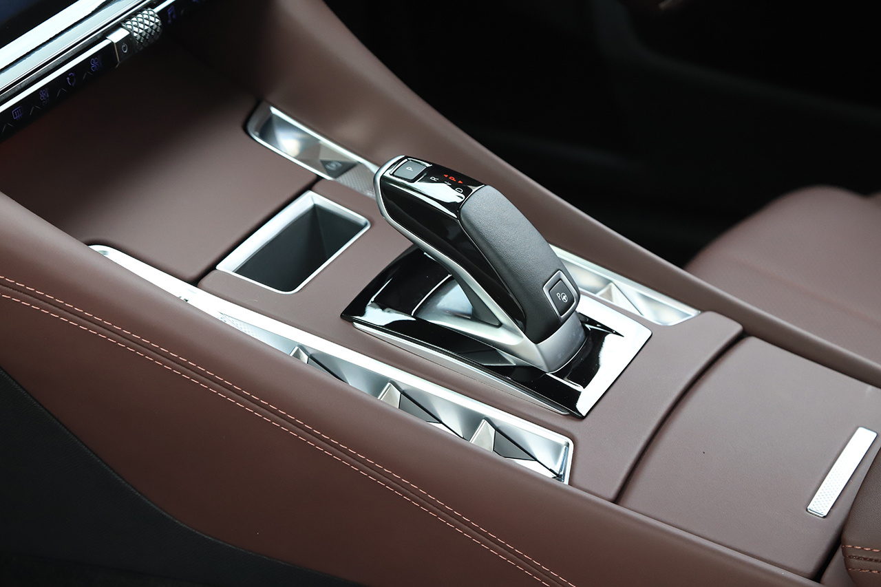2024 DS AUTOMOBILES DS9 null